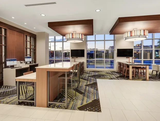 Holiday Inn Express & Suites Downtown Ottawa East by IHG hotel detail image 4