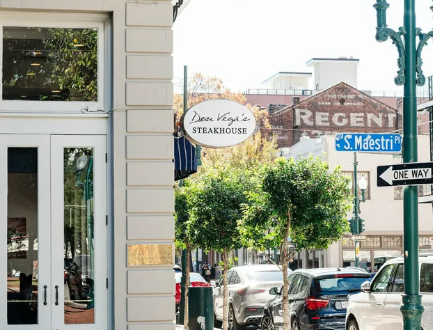 The Lafayette New Orleans By Kasa Living hotel detail image 2