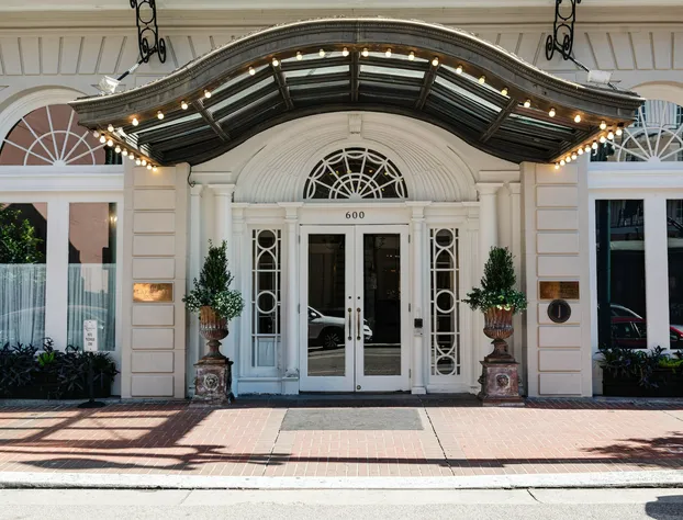 The Lafayette New Orleans By Kasa Living hotel detail image 1