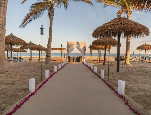 Grand Decameron Los Cabos, A Trademark All Inclusive Resort hotel detail image 4