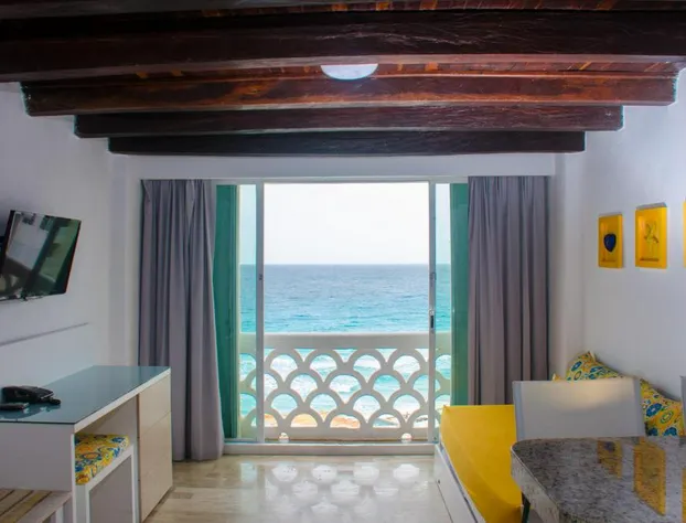 Bsea Cancun Plaza Hotel hotel detail image 3