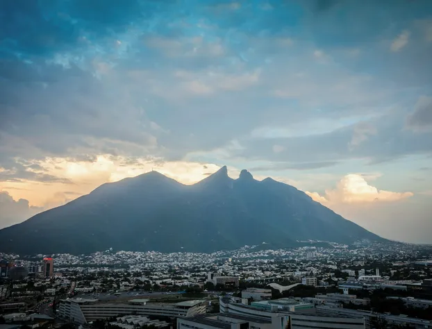 One Monterrey Tecnologico hotel detail image 1