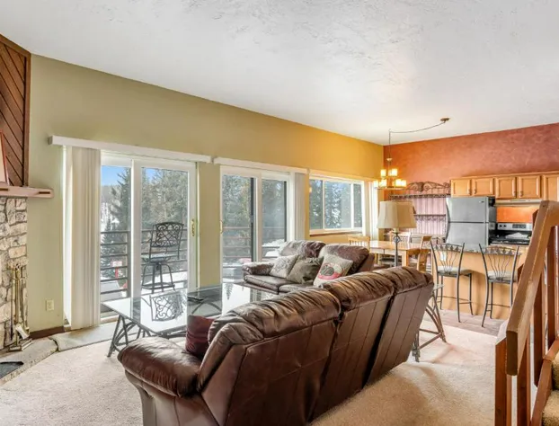 Buffalo Ridge hotel detail image 1