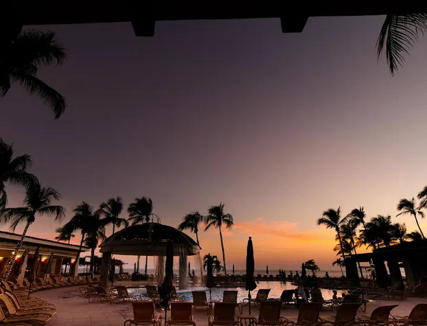 Pierre Mundo Imperial hotel detail image 1