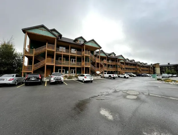 Chicamon Springs Lodge by FantasticStay hotel detail image 1