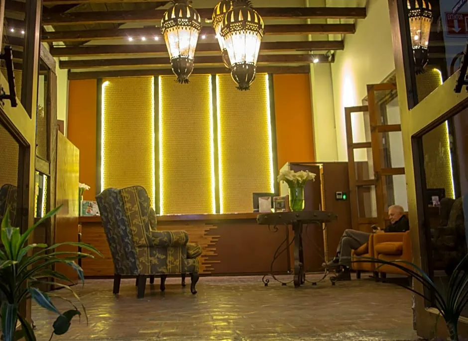 Hotel Plaza Magnolias hotel hero