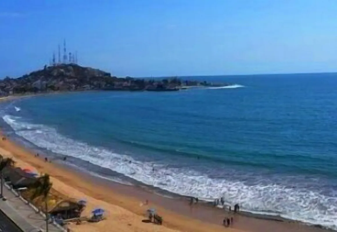 Condo Sam 301 hotel hero