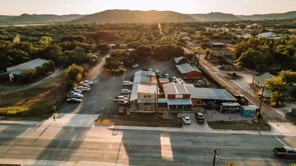 The Leakey Inn by CMD hotel hero