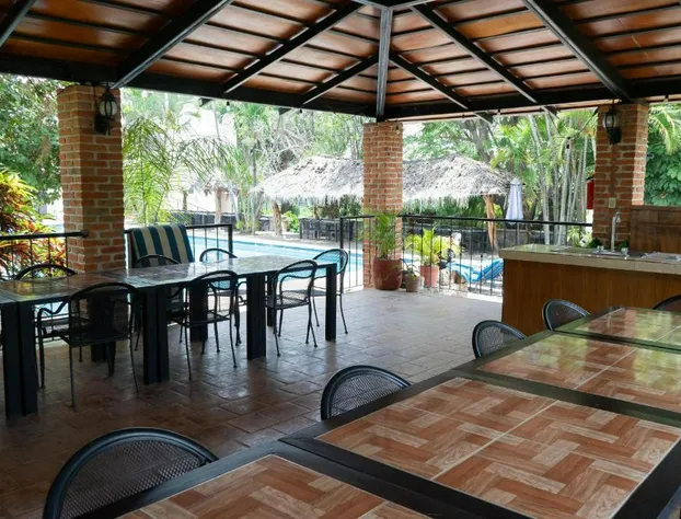La Joya del Lago hotel detail image 1