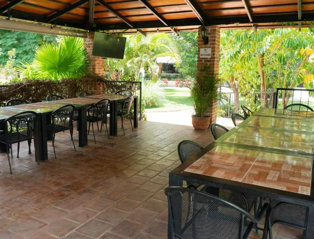 La Joya del Lago hotel detail image 3