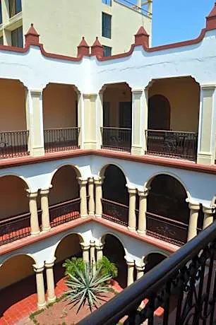 Hotel Los Monteros hotel hero