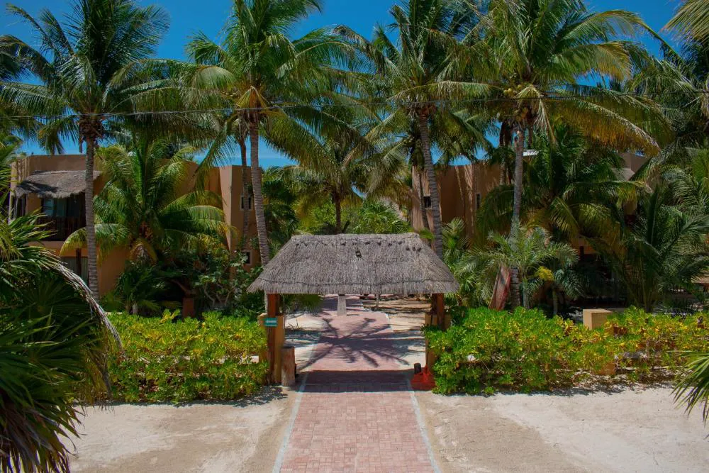 Tecnohotel Beach hotel hero