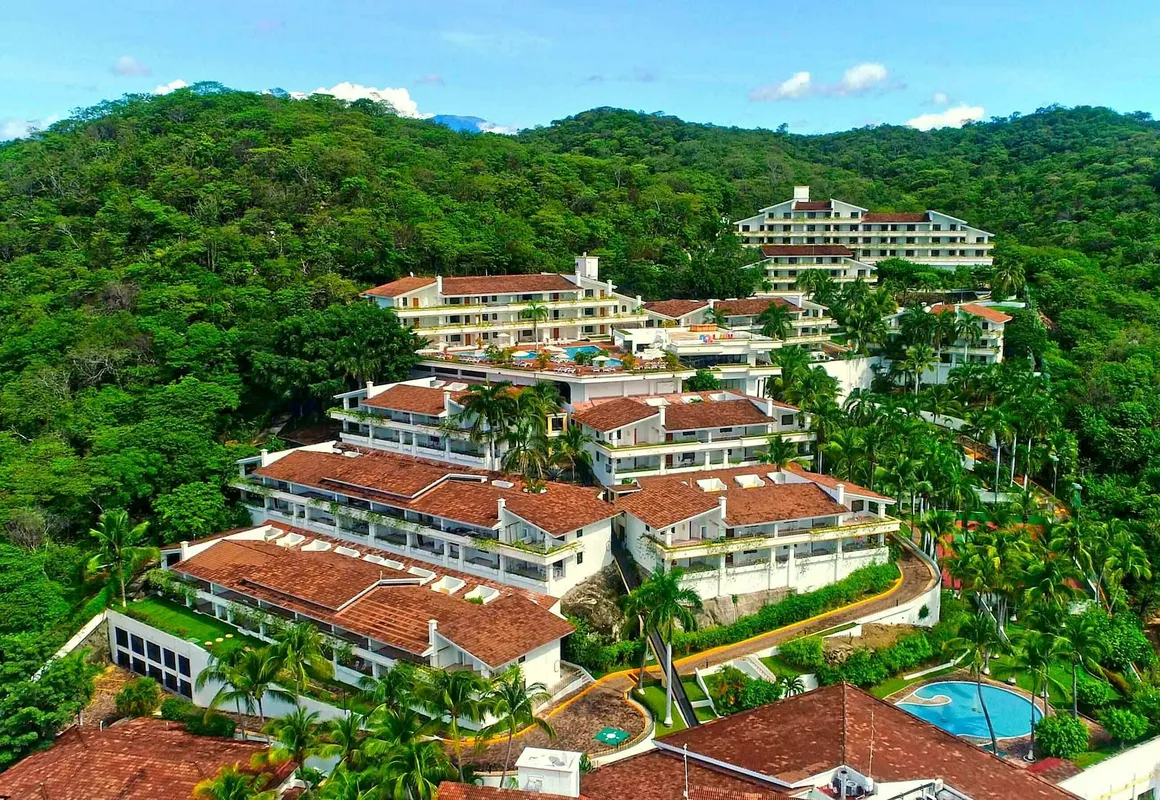 Park Royal Huatulco hotel hero