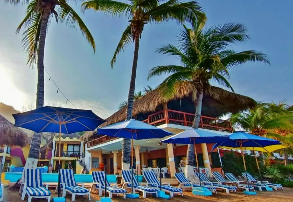 Tronco Bay Inn hotel hero