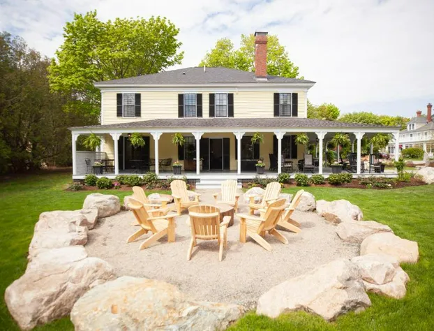 Yellow House Inn hotel detail image 4