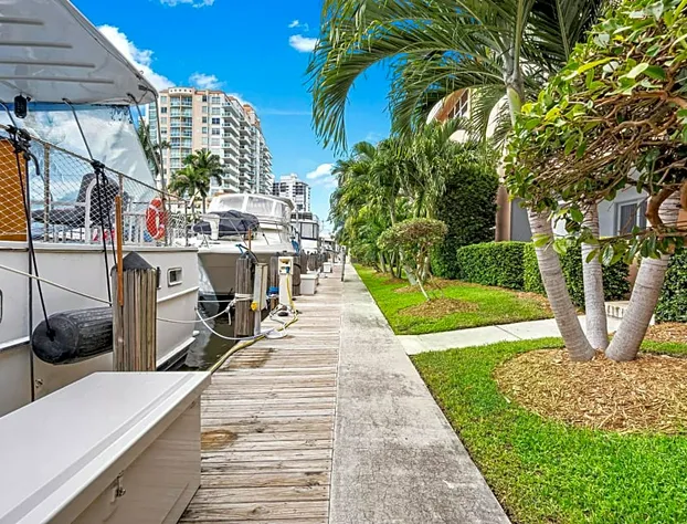 Coconut Bay Resort hotel detail image 1