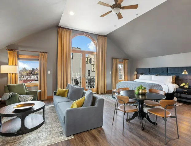 The Historic Blue Moon Hotel - NYC hotel detail image 3