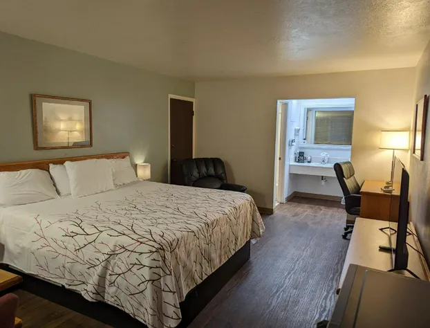 Henry's Fork Inn hotel detail image 4