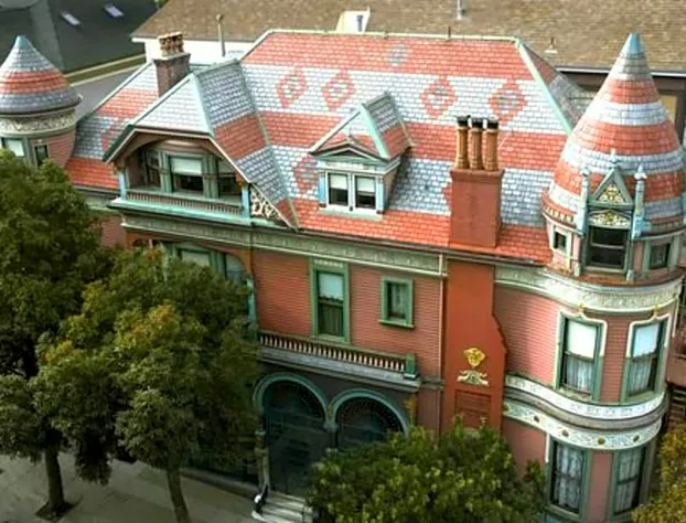 Chateau Tivoli Bed and Breakfast hotel detail image 1