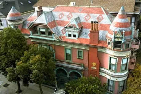 Chateau Tivoli Bed and Breakfast hotel detail image 2