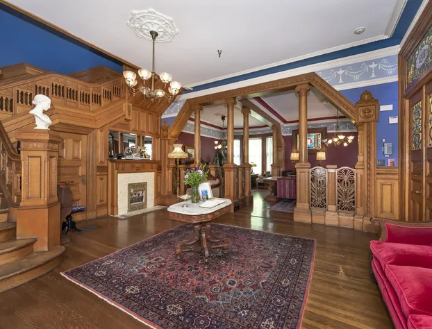 Chateau Tivoli B&B hotel detail image 3