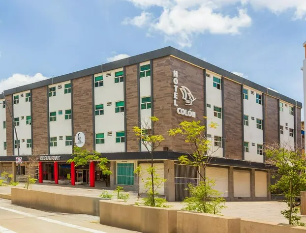 OYO Hotel Colón Express hotel detail image 1