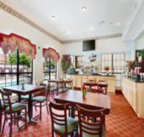 Travelodge San Marcos hotel detail image 4