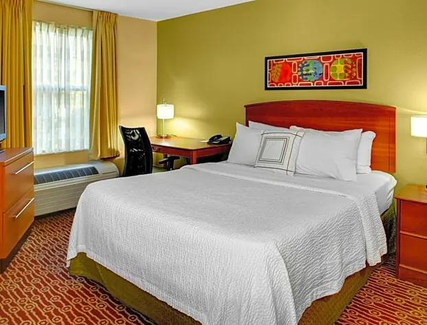 Hawthorn Suites By Wyndham Cincinnati Northeast/Mason hotel detail image 4