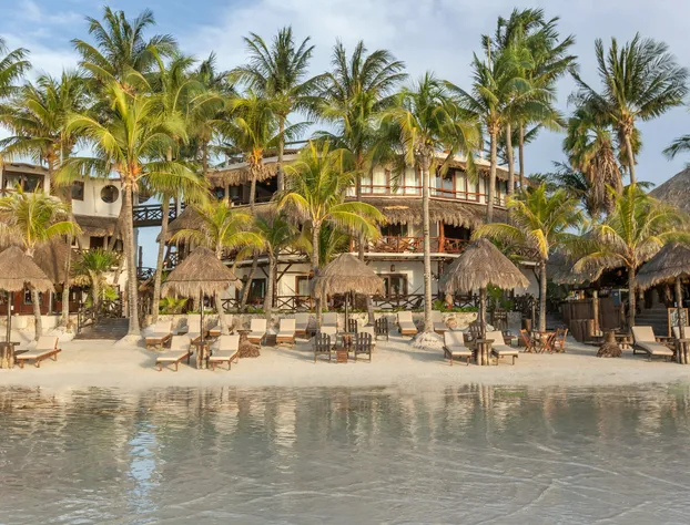 Beachfront Hotel La Palapa - Adults Only hotel detail image 1