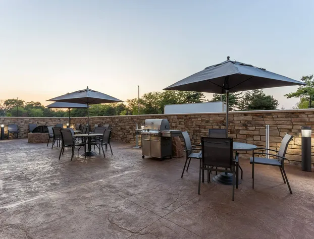 Fairfield Inn & Suites by Marriott Franklin hotel detail image 4