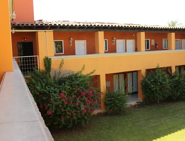 HotelCo Inn hotel detail image 2