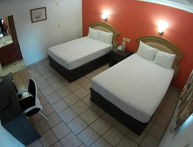 HotelCo Inn hotel detail image 3