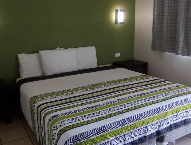 HotelCo Inn hotel detail image 4