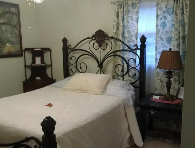 Serenity Hill Bed and Breakfast hotel detail image 4