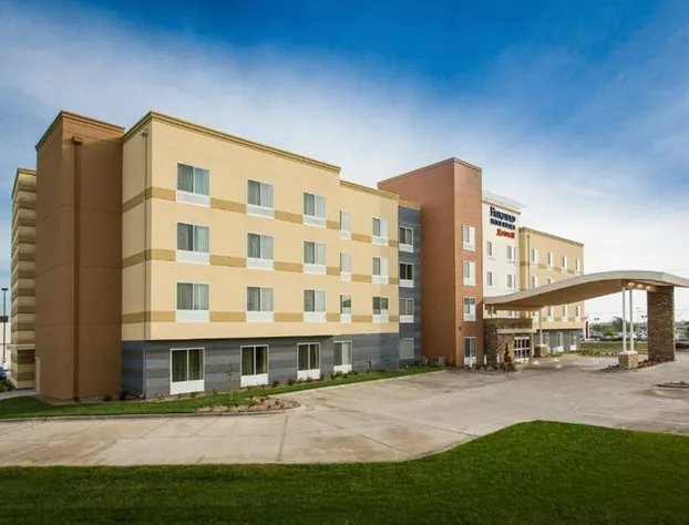 Fairfield by Marriott Inn & Suites San Francisco Airport Oyster Point Area hotel detail image 1