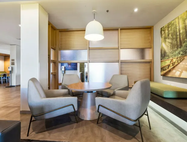 Fairfield by Marriott Inn & Suites San Francisco Airport Oyster Point Area hotel detail image 4