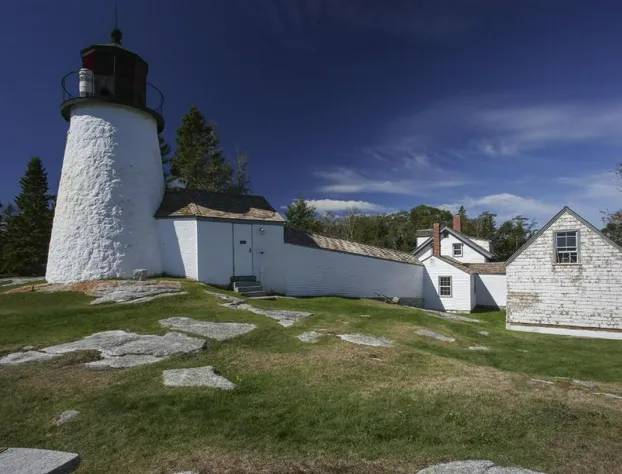 Spruce Point Inn hotel detail image 3