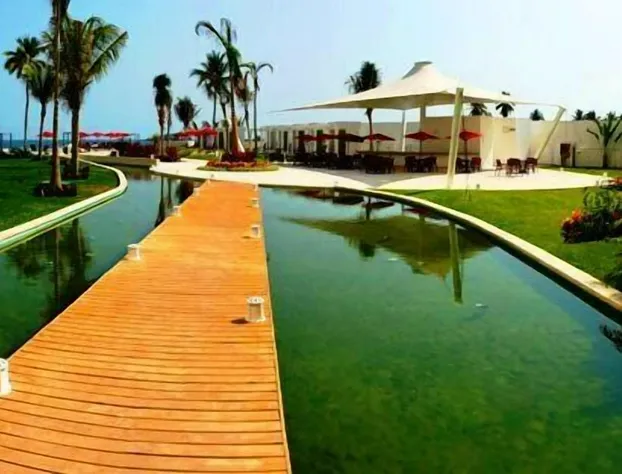 Bay View Grand Marina 2BR hotel detail image 2