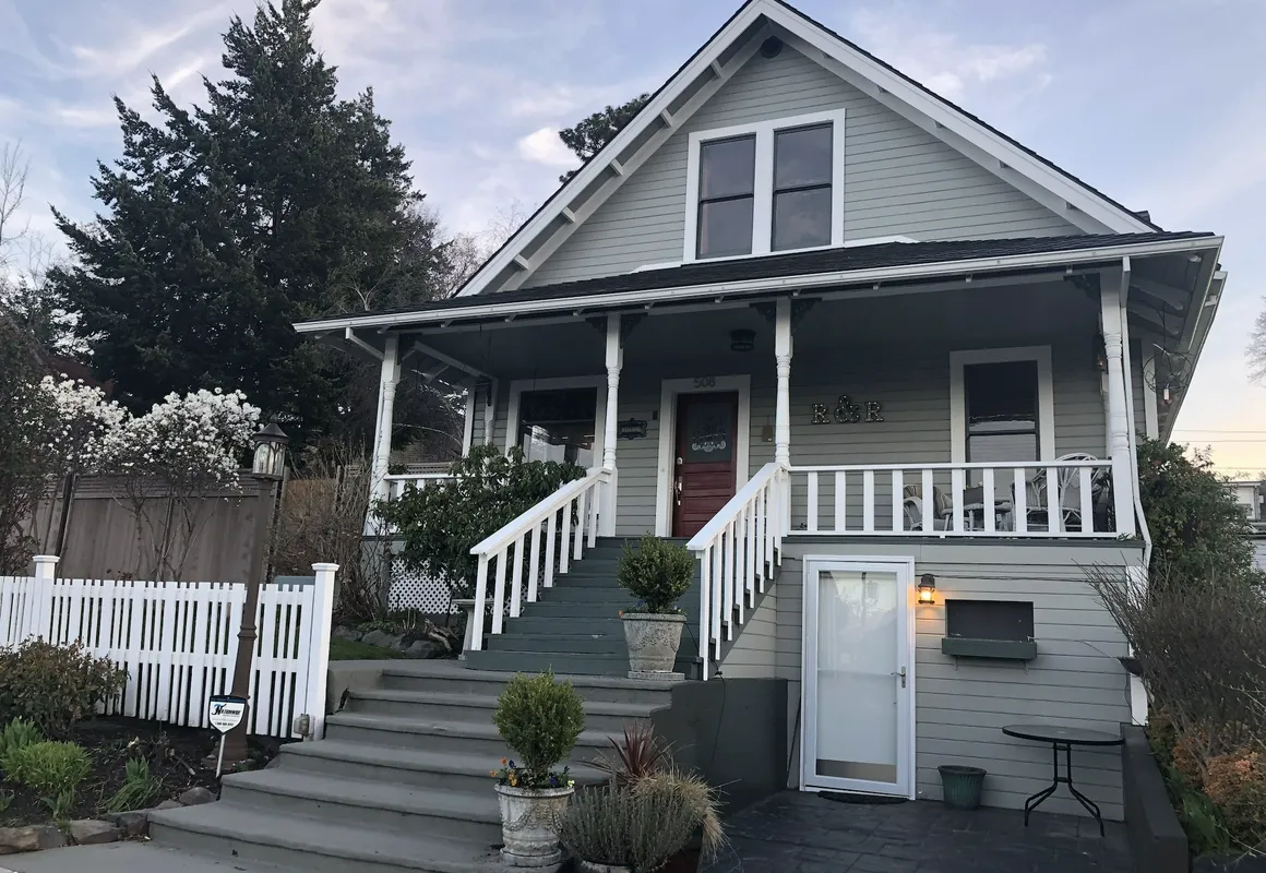 R&R Guesthouse hotel hero