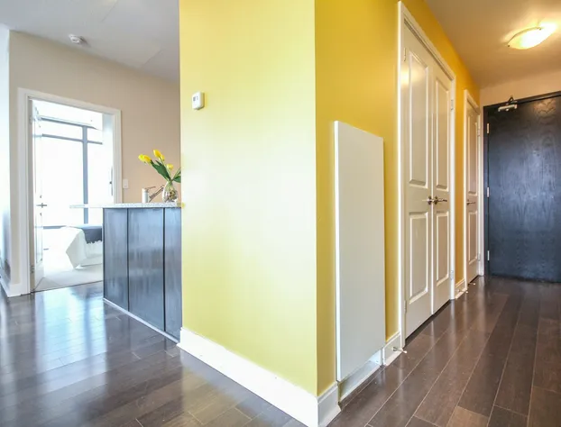 Sarkar Suites - YorkVille hotel detail image 4