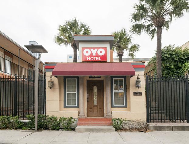 OYO Hotel & Apartments Houston Galleria hotel detail image 2