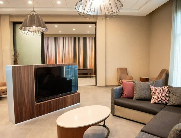 Courtyard by Marriott Mesa At Wrigleyville West hotel detail image 3