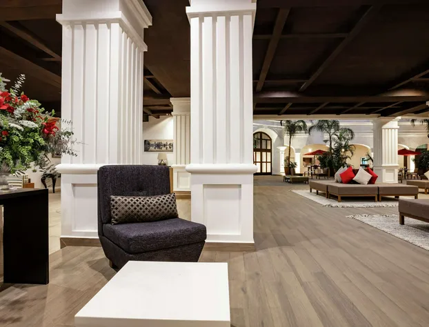 DoubleTree by Hilton Toluca hotel detail image 4