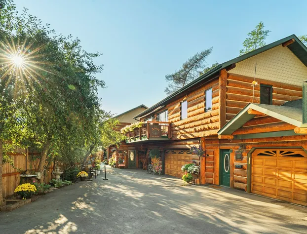 The Inn on Bigfork Bay hotel detail image 2