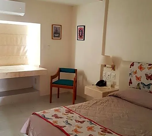 Hotel & Suites Nader hotel detail image 3