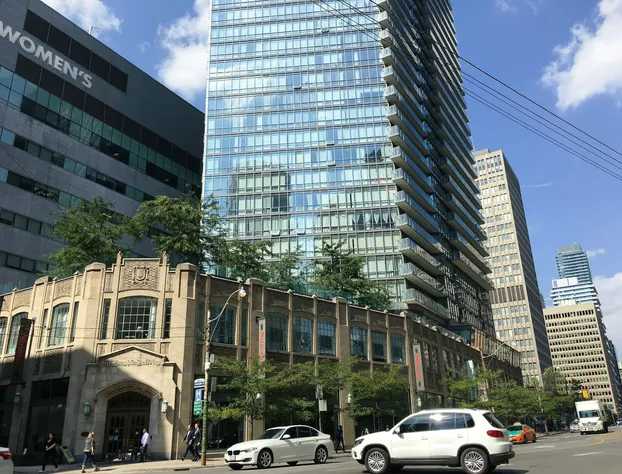 Altitude Suites Bay Street by Teristo Group hotel detail image 1