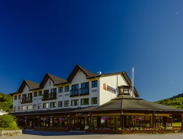 Condos & Hôtel Stoneham hotel detail image 1