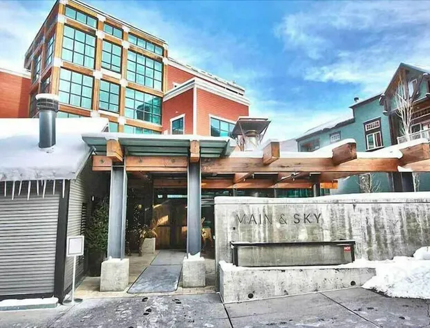 Main & SKY hotel detail image 2