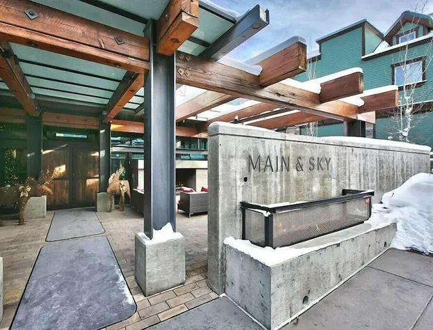 Main & SKY hotel detail image 3