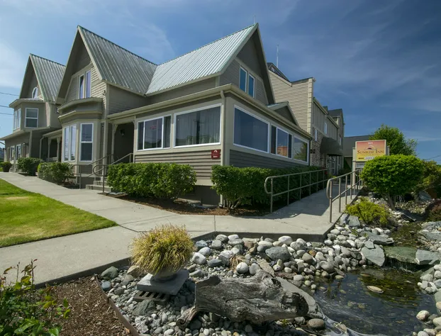 Sunrise Inn Villas and Suites hotel detail image 1